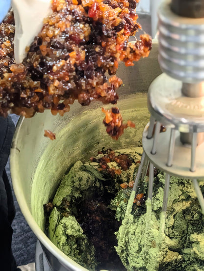 蓬（よもぎ）のシュトーレン