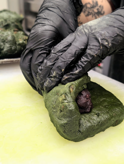 蓬（よもぎ）のシュトーレン